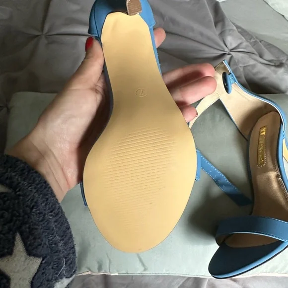 Women sandal , blue heeled sandals, UNUSED - Picture 3 of 7